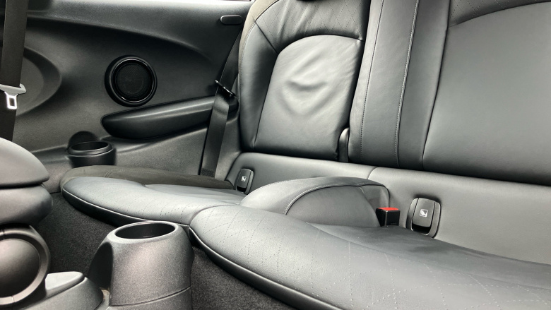 MINI Hatchback 2.0 Cooper S Sport 3dr Auto Petrol Hatchback